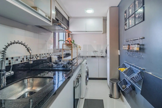 Imagem Apartamento com 2 Quartos à Venda, 67 m² em Passo Da Areia - Porto Alegre Imagem Apartamento com 2 Quartos à Venda, 67 m² em Passo Da Areia - Porto Alegre
