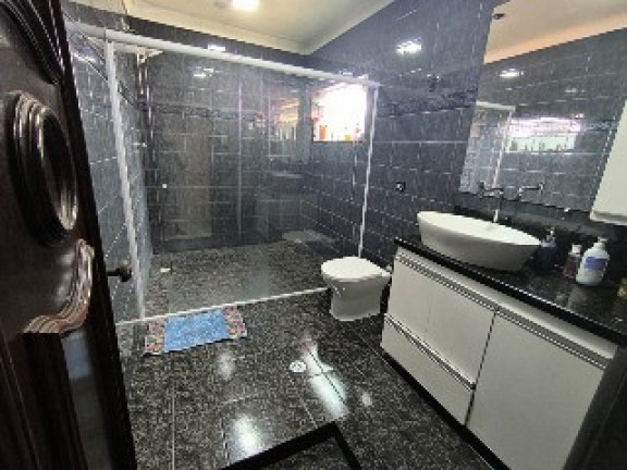 Imagem Sobrado com 3 Quartos à Venda, 230 m² em Parque Suzano - Suzano