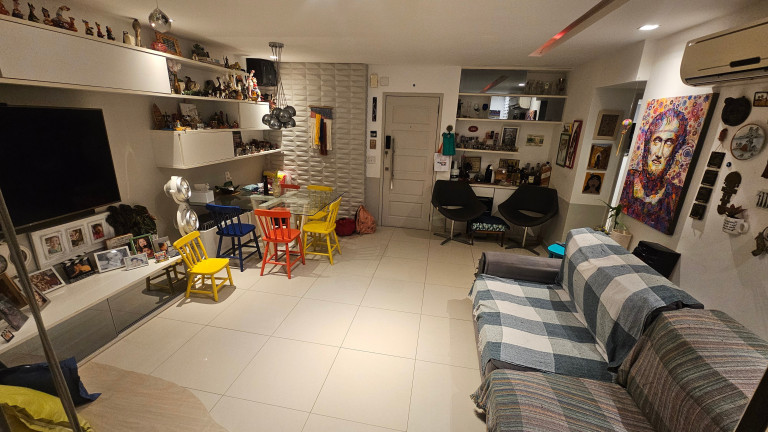 Imagem Imóvel com 3 Quartos à Venda, 110 m² em Icaraí - Niterói Imagem Imóvel com 3 Quartos à Venda, 110 m² em Icaraí - Niterói