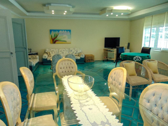 Apartamento com 4 Quartos à Venda ou Locação, 280 m² em Pitangueiras - Guarujá