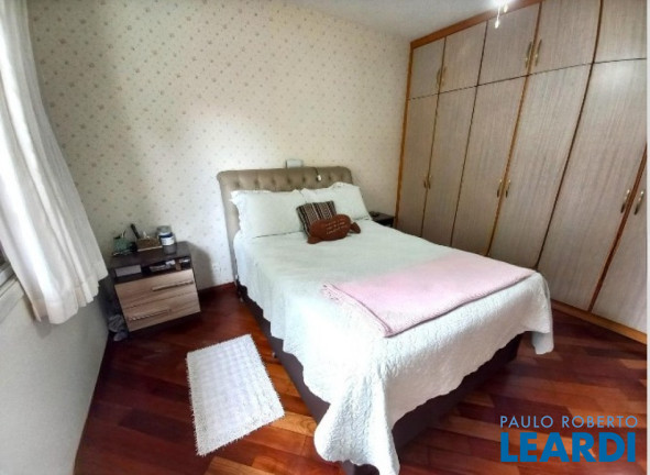 Imagem Sobrado com 3 Quartos à Venda, 181 m² em Vila Floresta - Santo André Imagem Sobrado com 3 Quartos à Venda, 181 m² em Vila Floresta - Santo André