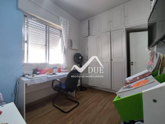 Imagem Casa com 3 Quartos à Venda, 168 m² em Boqueirão - Santos