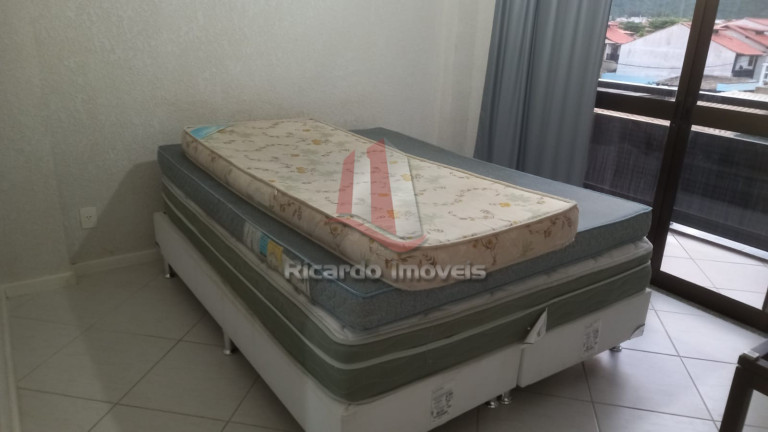 Imagem Imóvel com 2 Quartos à Venda, 80 m² em Peró - Cabo Frio