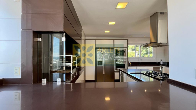 Imagem Cobertura com 3 Quartos à Venda, 270 m² em Bombas - Bombinhas