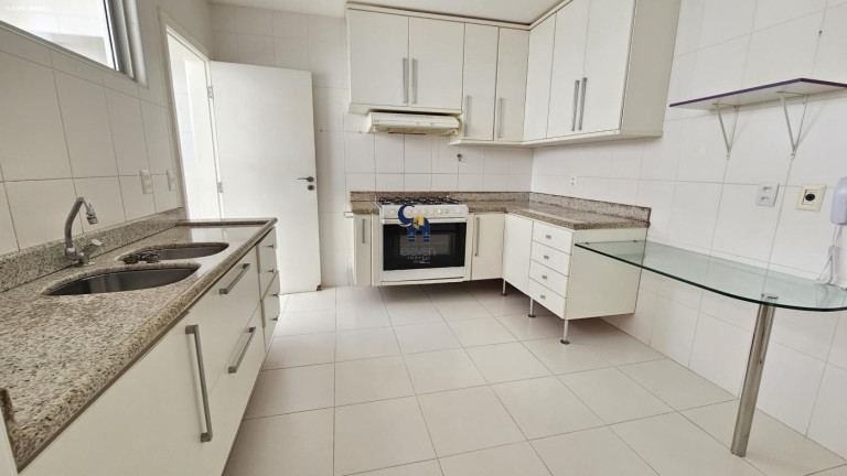 Imagem Apartamento com 3 Quartos à Venda, 260 m² em Ondina - Salvador Imagem Apartamento com 3 Quartos à Venda, 260 m² em Ondina - Salvador