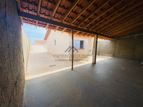 Imagem Casa com 2 Quartos à Venda, 52 m² em Botucatu
