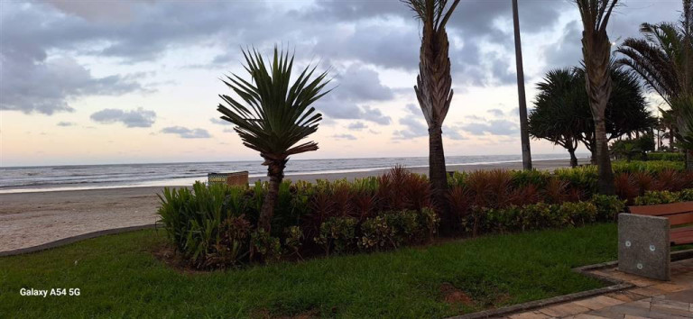 Imagem Casa com 2 Quartos à Venda, em Maracana - Praia Grande Imagem Casa com 2 Quartos à Venda, em Maracana - Praia Grande