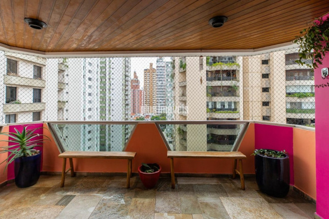 Imagem Apartamento com 3 Quartos à Venda, 200 m² em Moema - São Paulo Imagem Apartamento com 3 Quartos à Venda, 200 m² em Moema - São Paulo