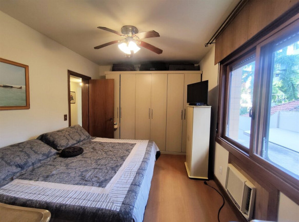 Imagem Imóvel com 3 Quartos à Venda, em Auxiliadora - Porto Alegre Imagem Imóvel com 3 Quartos à Venda, em Auxiliadora - Porto Alegre