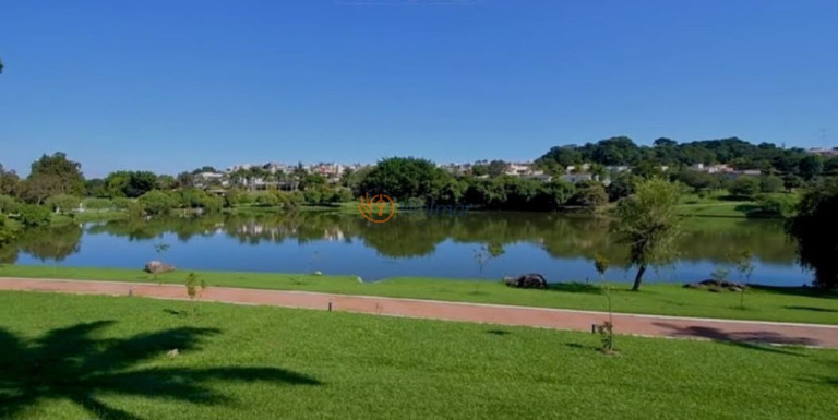 Imagem Casa com 3 Quartos à Venda, 300 m² em Loteamento Alphaville Campinas - Campinas Imagem Casa com 3 Quartos à Venda, 300 m² em Loteamento Alphaville Campinas - Campinas