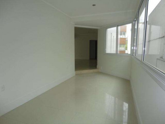 Imagem Apartamento com 3 Quartos à Venda, 144 m² em Higienópolis - Porto Alegre Imagem Apartamento com 3 Quartos à Venda, 144 m² em Higienópolis - Porto Alegre