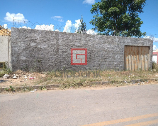 Imagem Terreno para Alugar, 210 m² em Santo Amaro - Montes Claros Imagem Terreno para Alugar, 210 m² em Santo Amaro - Montes Claros