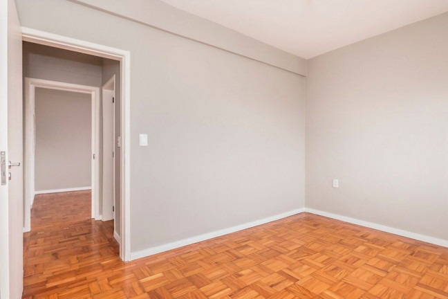 Imagem Imóvel com 2 Quartos à Venda, 81 m² em Cidade Baixa - Porto Alegre Imagem Imóvel com 2 Quartos à Venda, 81 m² em Cidade Baixa - Porto Alegre