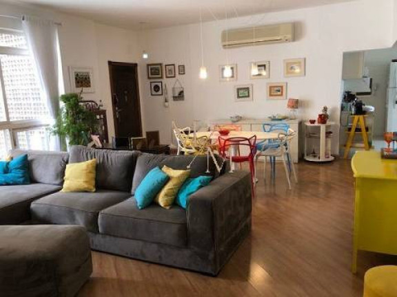 Apartamento com 2 Quartos à Venda, 124 m² em Gonzaga - Santos