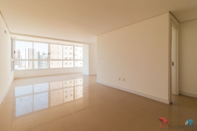Imagem Apartamento com 2 Quartos à Venda, 84 m² em Praia Grande - Torres Imagem Apartamento com 2 Quartos à Venda, 84 m² em Praia Grande - Torres