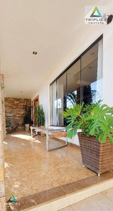 Imagem Casa com 5 Quartos à Venda, 348 m² em Nossa Senhora De Lourdes - Juiz De Fora