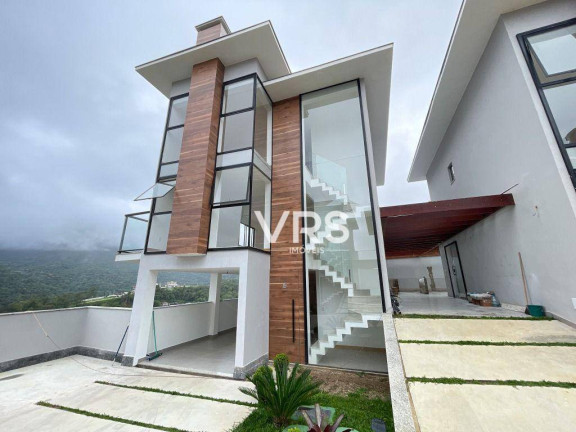 Casa com 4 Quartos à Venda, 160 m² em Tijuca - Teresópolis