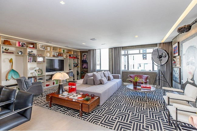 Apartamento com 2 Quartos à Venda, 129 m² em Jardim Paulista - São Paulo