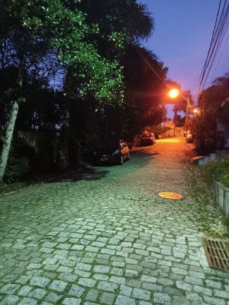 Imagem Casa com 4 Quartos à Venda, 250 m² em Itaipu - Niterói