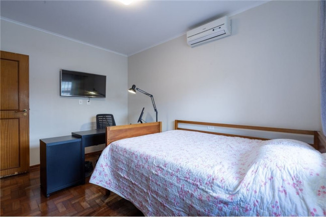 Imagem Casa com 3 Quartos à Venda, 285 m² em Moema - São Paulo
