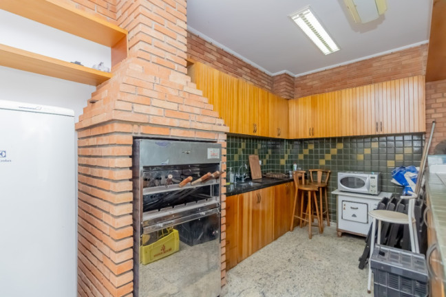 Imagem Sobrado com 4 Quartos à Venda, 385 m² em Vila Canero - São Paulo