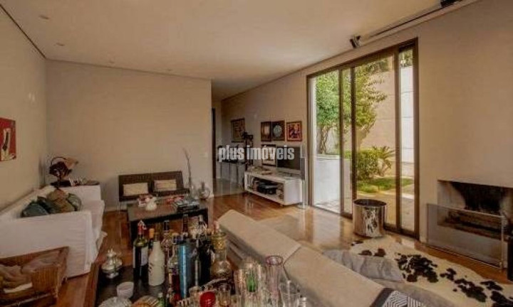 Imagem Casa com 4 Quartos à Venda ou Locação, 454 m² em Cidade Jardim - São Paulo Imagem Casa com 4 Quartos à Venda ou Locação, 454 m² em Cidade Jardim - São Paulo