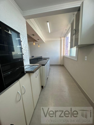 Imagem Apartamento com 4 Quartos para Temporada, 170 m² em Centro - Balneário Camboriú Imagem Apartamento com 4 Quartos para Temporada, 170 m² em Centro - Balneário Camboriú