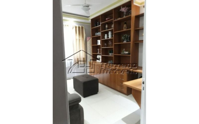 Imagem Casa com 3 Quartos à Venda, 250 m² em Jardim Das Indústrias - São José Dos Campos