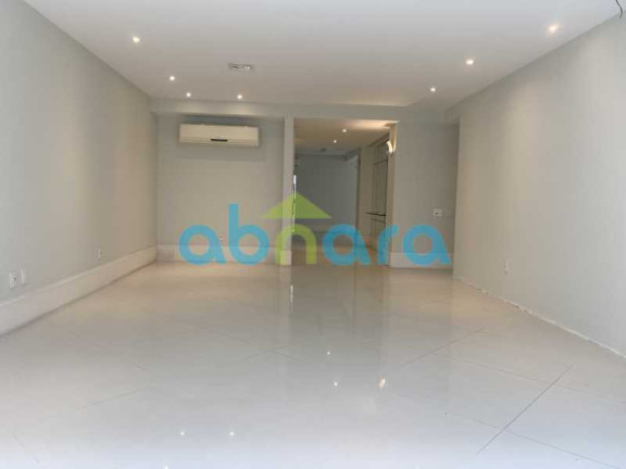 Imagem Apartamento com 3 Quartos à Venda, 210 m² em Copacabana - Rio De Janeiro