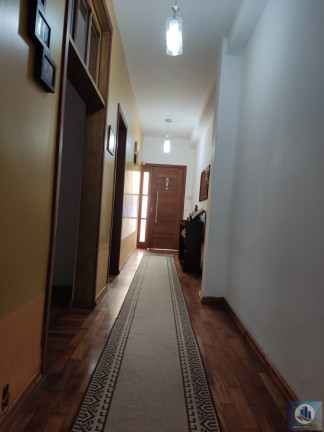 Imagem Sobrado com 2 Quartos à Venda, 144 m² em Centro - Pelotas