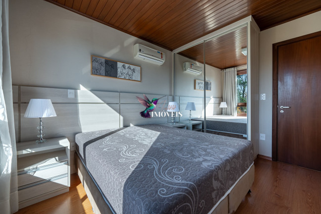 Imagem Apartamento com 3 Quartos à Venda, 98 m² em Centro - Gramado