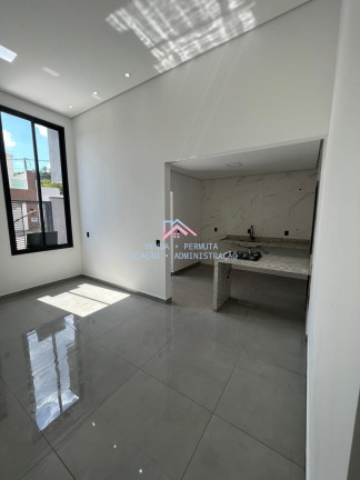 Imagem Casa com 2 Quartos à Venda, 75 m² em Jardim Vale Verde - Jundiaí