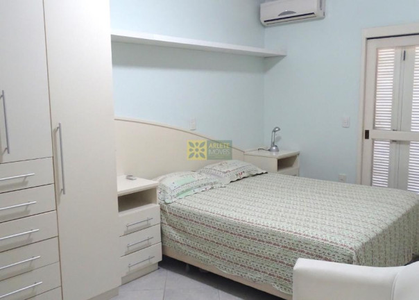 Imagem Apartamento com 2 Quartos para Alugar ou Temporada, 70 m² em Centro - Bombinhas