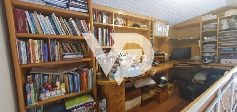 Imagem Casa com 3 Quartos à Venda, 250 m² em Alphaville - Santana De Parnaíba Imagem Casa com 3 Quartos à Venda, 250 m² em Alphaville - Santana De Parnaíba