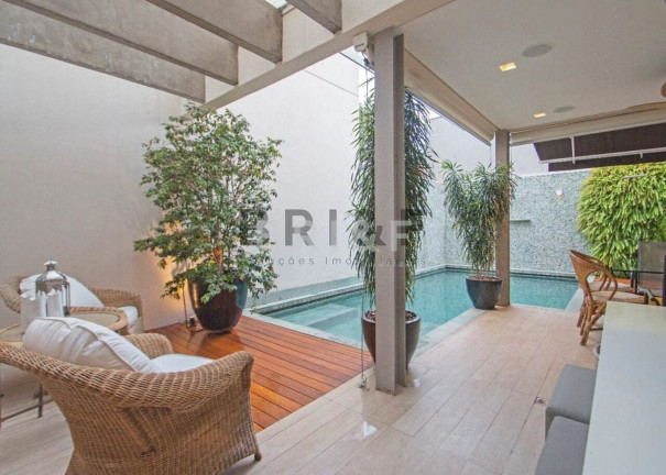 Imagem Casa com 4 Quartos à Venda, 310 m² em Campo Belo - São Paulo