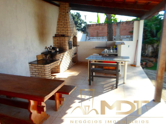 Imagem Casa com 3 Quartos à Venda, 200 m² em Trevo - Belo Horizonte