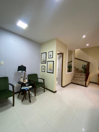Imagem Casa com 3 Quartos à Venda, 240 m² em Patamares - Salvador Imagem Casa com 3 Quartos à Venda, 240 m² em Patamares - Salvador