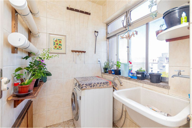Imagem Apartamento com 2 Quartos à Venda, 78 m² em Cristal - Porto Alegre