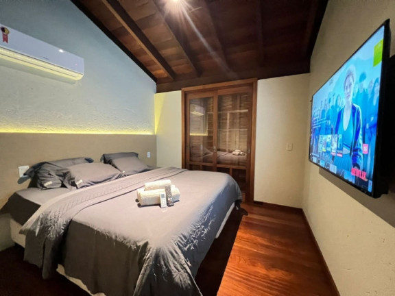 Imagem Casa com 9 Quartos para Temporada, 320 m² em Jurerê Internacional - Florianópolis