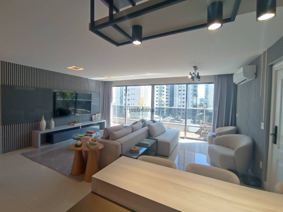 Imagem Apartamento com 3 Quartos à Venda, 399 m² em Centro - Balneário Camboriú Imagem Apartamento com 3 Quartos à Venda, 399 m² em Centro - Balneário Camboriú