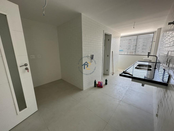 Imagem Apartamento com 4 Quartos à Venda, 98 m² em Charitas - Niterói