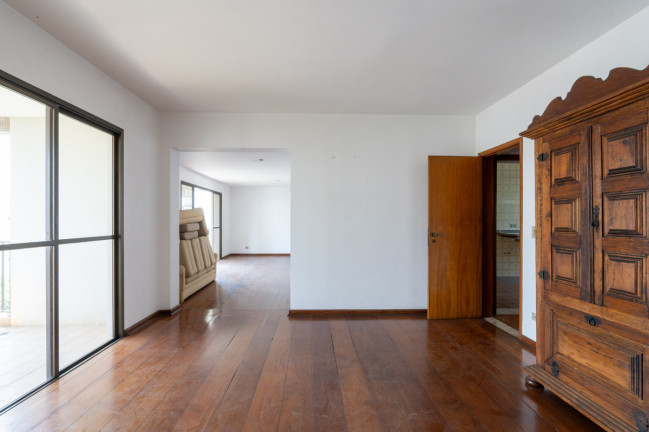 Imagem Apartamento com 4 Quartos à Venda, 202 m² em Campo Belo - São Paulo