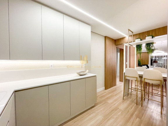 Imagem Apartamento com 3 Quartos à Venda, 146 m² em Centro - Balneário Camboriú Imagem Apartamento com 3 Quartos à Venda, 146 m² em Centro - Balneário Camboriú