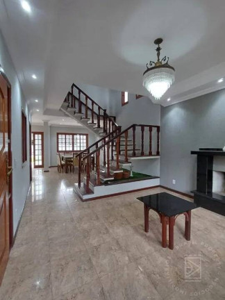 Casa com 5 Quartos à Venda, 309 m² em Urbanova - São José Dos Campos