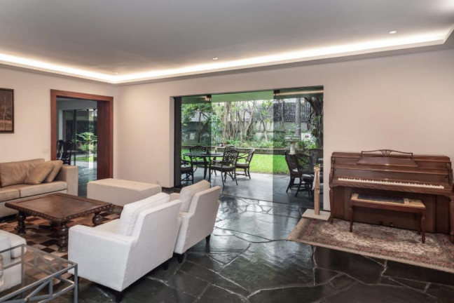 Casa com 6 Quartos à Venda, 664 m² em Jardim América - São Paulo
