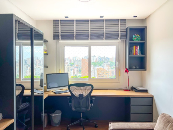 Imagem Apartamento com 4 Quartos à Venda, 304 m² em Petrópolis - Porto Alegre