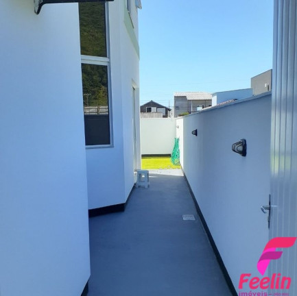 Imagem Casa com 3 Quartos à Venda, 145 m² em Ribeirão Da Ilha - Florianópolis Imagem Casa com 3 Quartos à Venda, 145 m² em Ribeirão Da Ilha - Florianópolis
