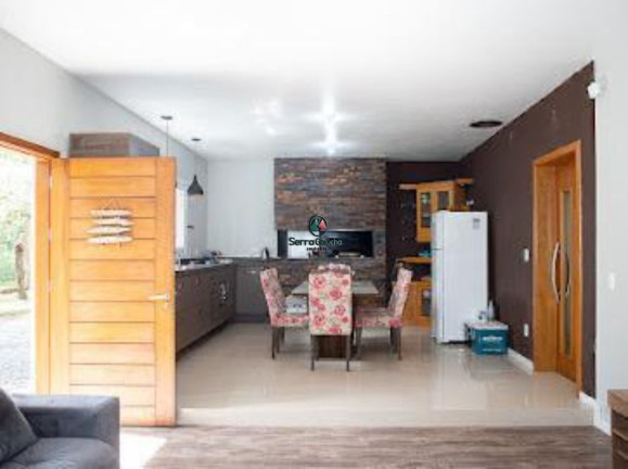 Imagem Casa com 2 Quartos à Venda, 110 m² em Vivendas Do Arvoredo - Gramado