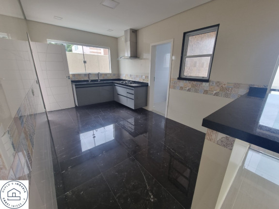 Imagem Casa com 4 Quartos à Venda, 250 m² em Bougainvillee Iv - Peruibe Imagem Casa com 4 Quartos à Venda, 250 m² em Bougainvillee Iv - Peruibe
