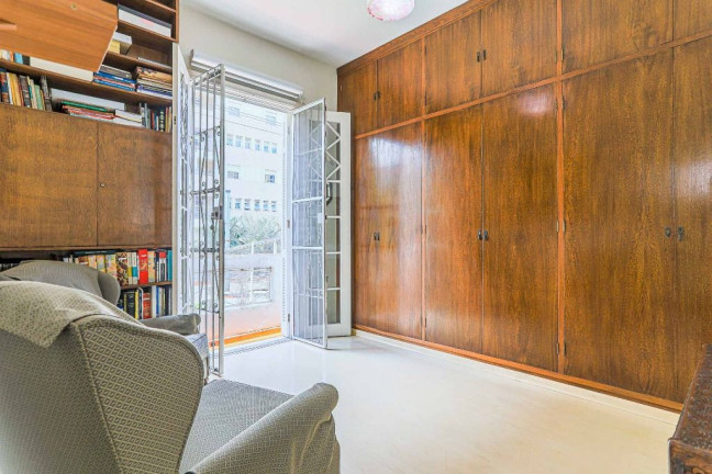 Imagem Casa com 6 Quartos à Venda, 210 m² em Aclimação - São Paulo Imagem Casa com 6 Quartos à Venda, 210 m² em Aclimação - São Paulo